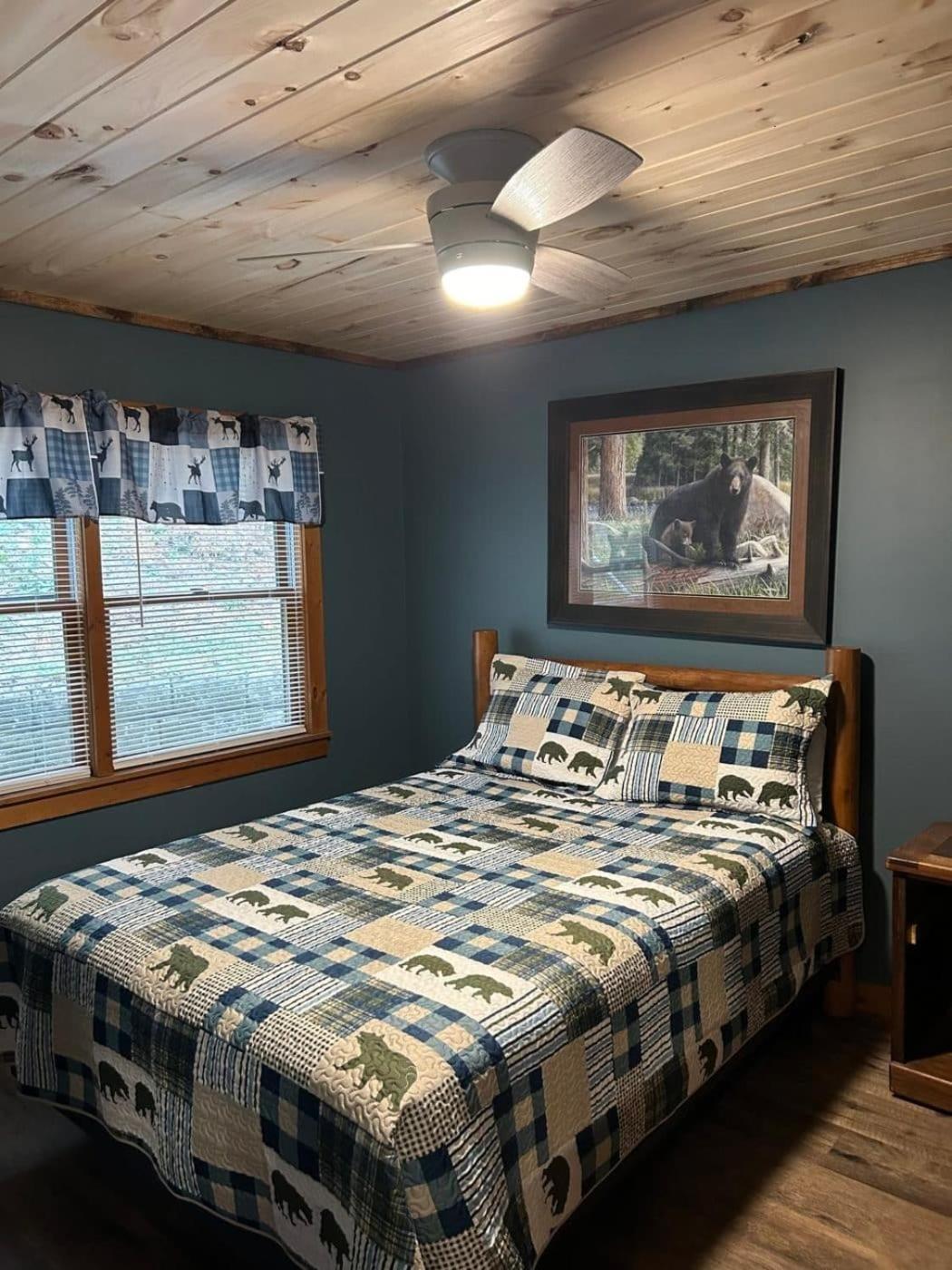 Вилла Springmaid Mountain Spruce Pine Экстерьер фото