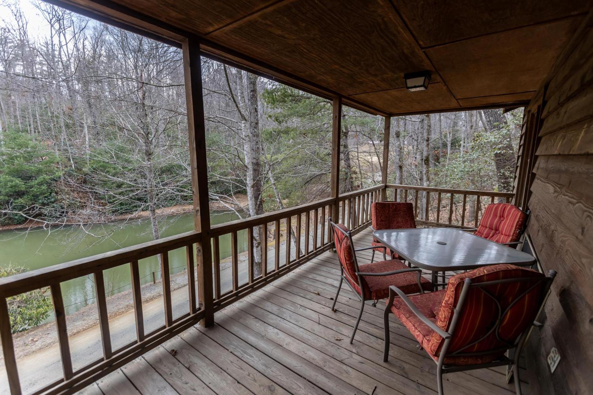Вилла Springmaid Mountain Spruce Pine Экстерьер фото