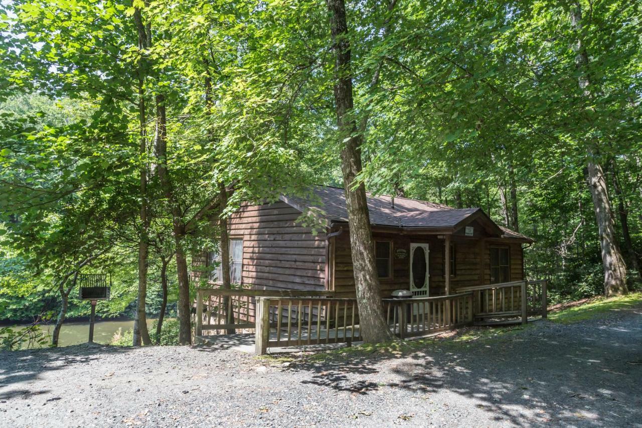 Вилла Springmaid Mountain Spruce Pine Экстерьер фото