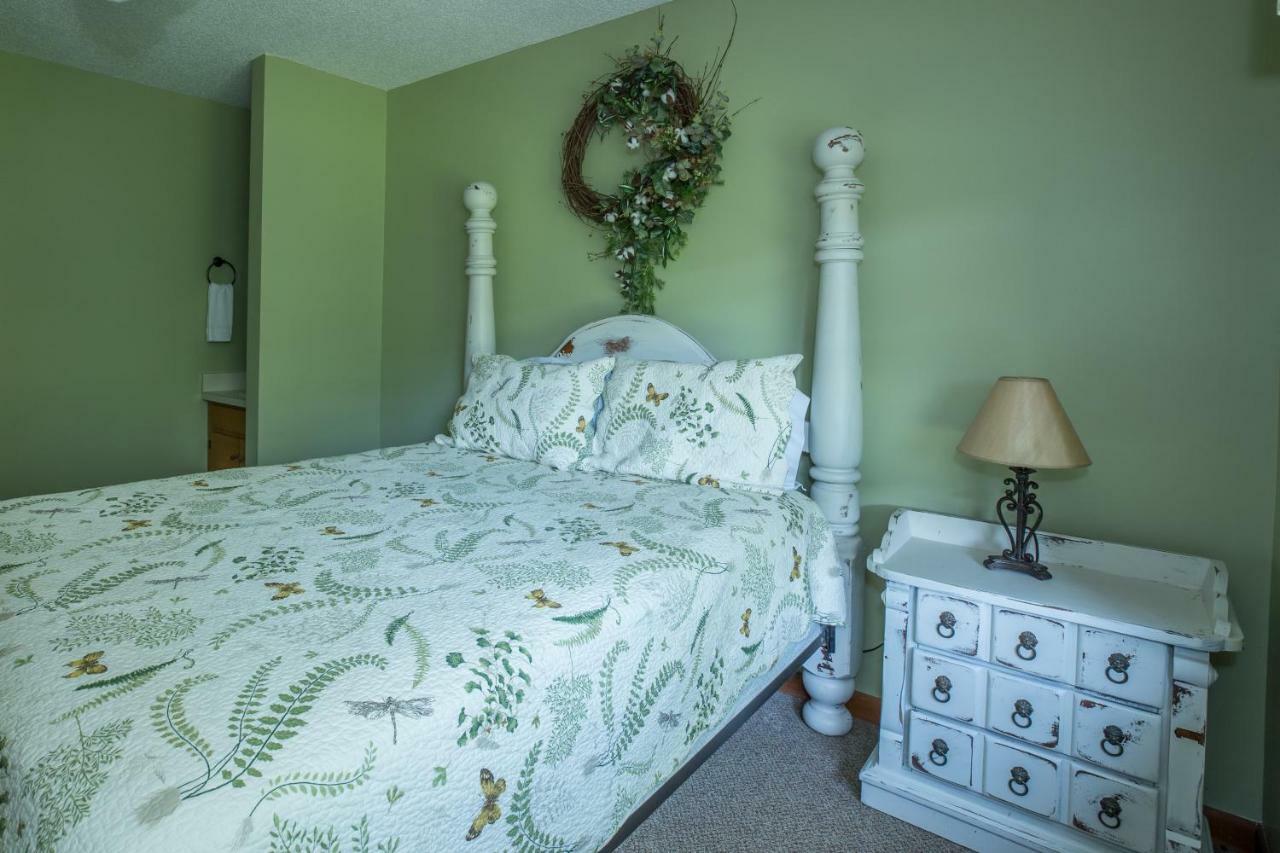 Вилла Springmaid Mountain Spruce Pine Экстерьер фото